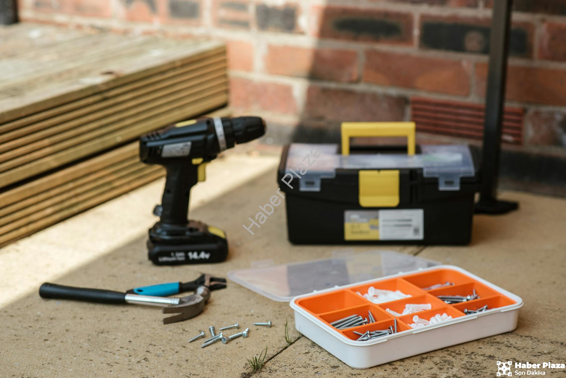 Zemin Kaplama Bakımı ve Temizliği Nasıl Yapılmalı?