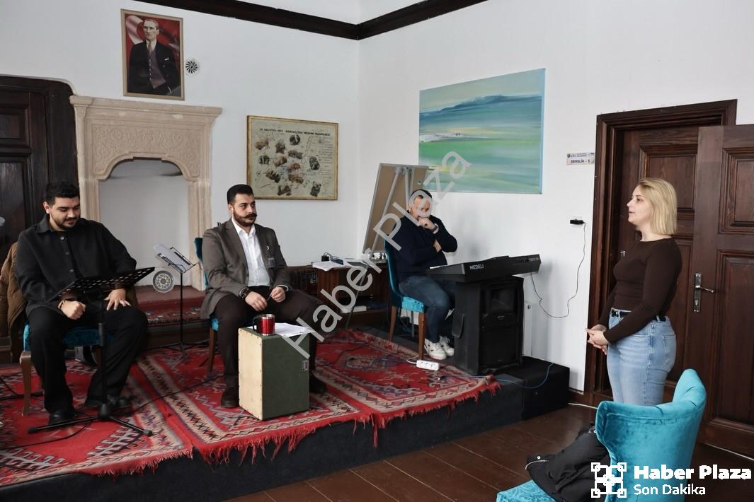 Türk Halk Müziği Yetenek Sınavı - Kütahya'da Türk Halk Müziği Yetenek Sınavı: Yeni Sesler Keşfediliyor, Kültür Mirası Yaşatılıyor